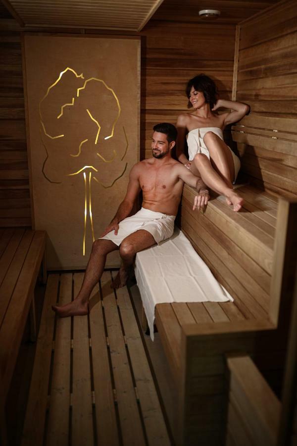 Barack Thermal & Natura Apartments Tiszakécske 외부 사진