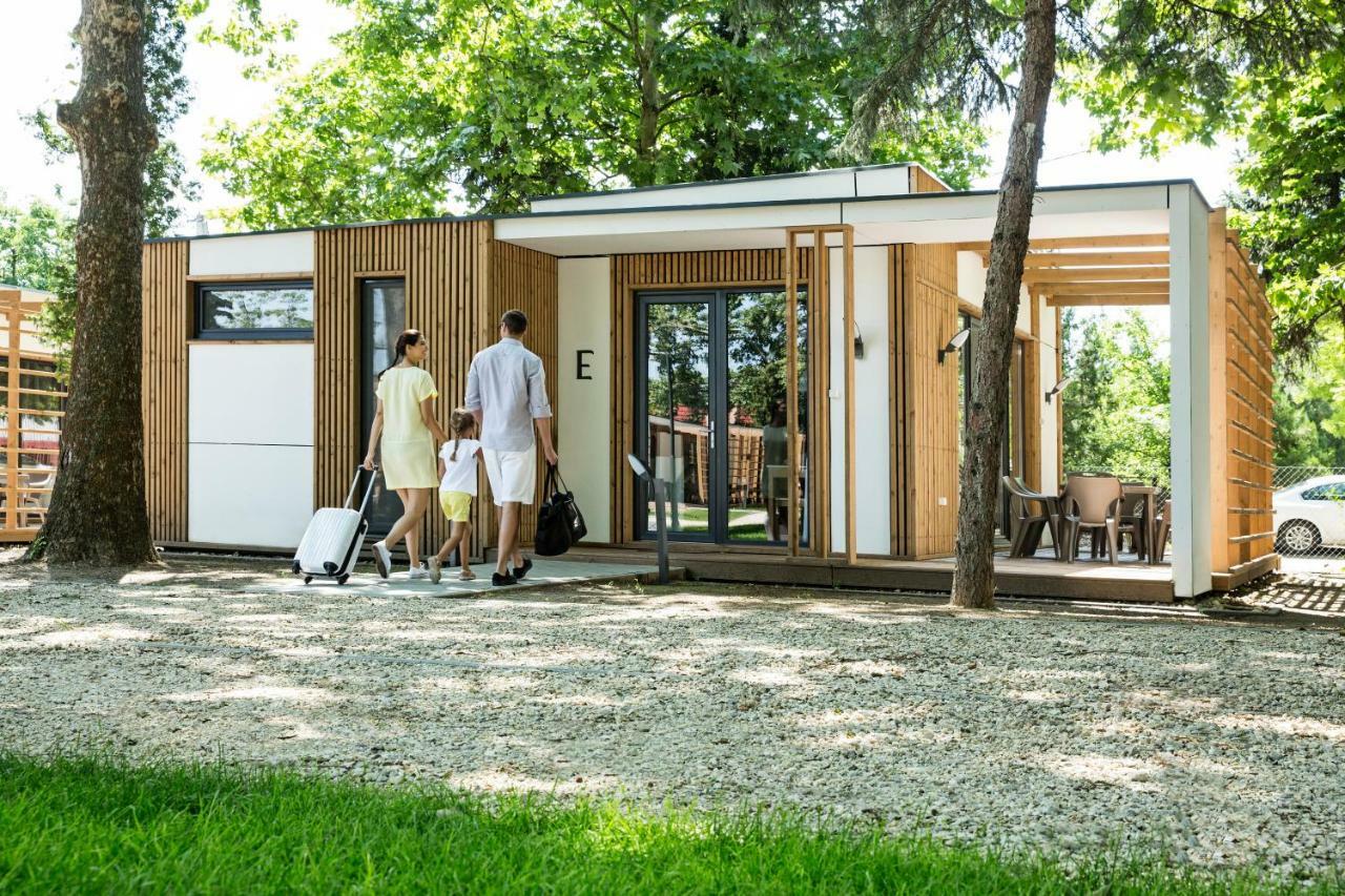 Barack Thermal & Natura Apartments Tiszakécske 외부 사진